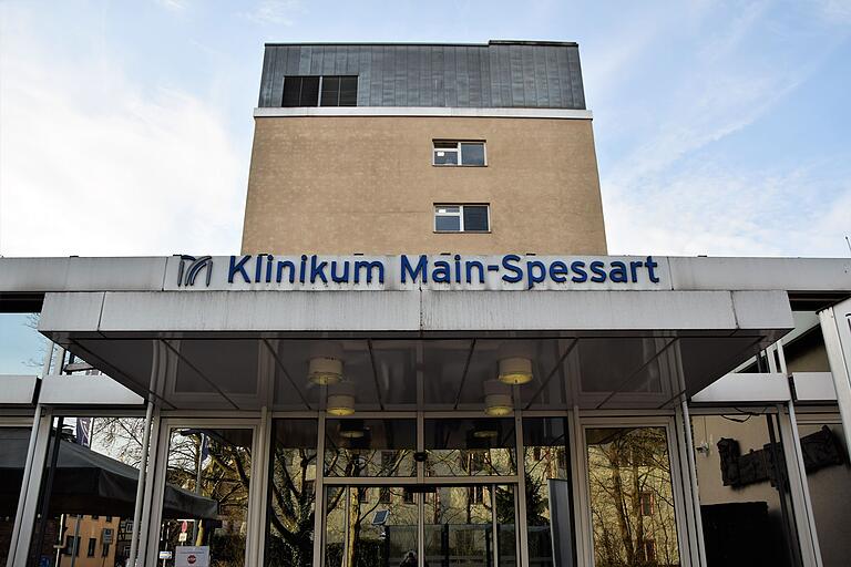 Das Klinikum Main-Spessart in Lohr. Am Lohrer Sommerberg entsteht derzeit der Neubau des Zentralklinikums für den Landkreis. Das Klinikum Main-Spessart in Lohr. Am Lohrer Sommerberg entsteht derzeit der Neubau des Zentralklinikums für den Landkreis.