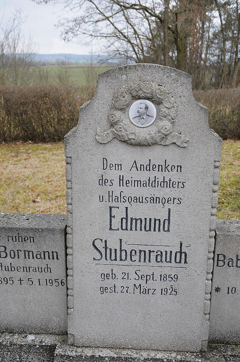 Edmund Stubenrauch ist auf dem Friedhof in Hellingen begraben