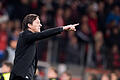 Bayer-Coach       -  Für Trainer Roger Schmidt und die Werkself ist der Königsklassenauftritt gegen Tottenham Hotspur ein Schlüsselspiel. Foto: Marius Becker