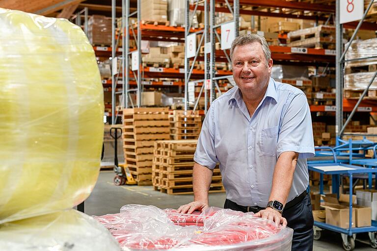 Dieter Pfister ist Chef der Maincor Rohrsysteme GmbH & Co. KG. Dieter Pfister ist Chef der Maincor Rohrsysteme GmbH & Co. KG.