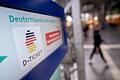 Deutschlandticket       -  Die Zukunft des Tickets ist unsicher.
