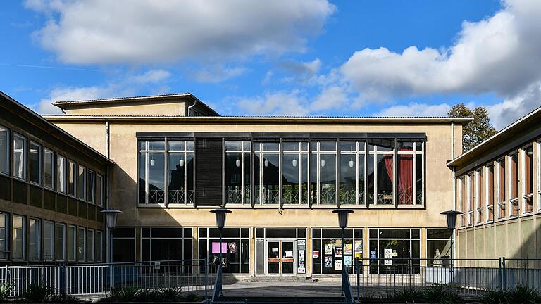 Das ehemalige Mozartgymnasium in der Würzburger Innenstadt soll neu genutzt werden.