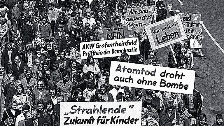 Die zweite große Demonstration gegen den Bau des Atomkraftwerks: Am 19. April 1975 beteiligten sich 10 000 Menschen an einem Protestmarsch.