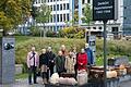 Ehrung für den Würzburger Verein 'DenkOrt Deportationen 1941 - 1944', hier vertreten durch (von links): Architekt Matthias Braun, Vorsitzende Benita Stolz, Harald Ebert, 2. Vorsitzender, Christine Hofstetter, Karlheinz Spiegel, Rotraud Ries, Susanne Wildfeuer, Schriftführerin Hannelore Hübner und Kassenwart Michael Stolz.