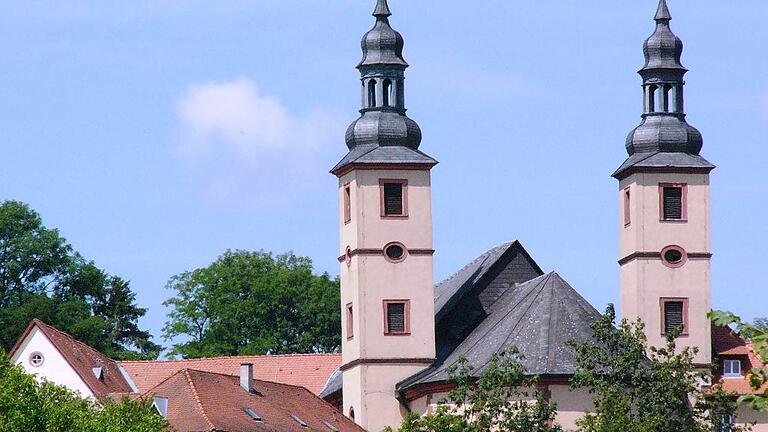 Das Kloster Triefenstein – Namensgeber und historisches Aushängeschild für die Einheitsgemeinde. Das Kloster Triefenstein – Namensgeber und historisches Aushängeschild für die Einheitsgemeinde.