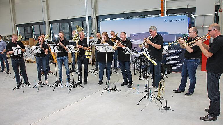 Das &bdquo;Hammergebläse&ldquo; unter Leitung von Inge Ries und Christoph Wolpert begleitete die Feier musikalisch.