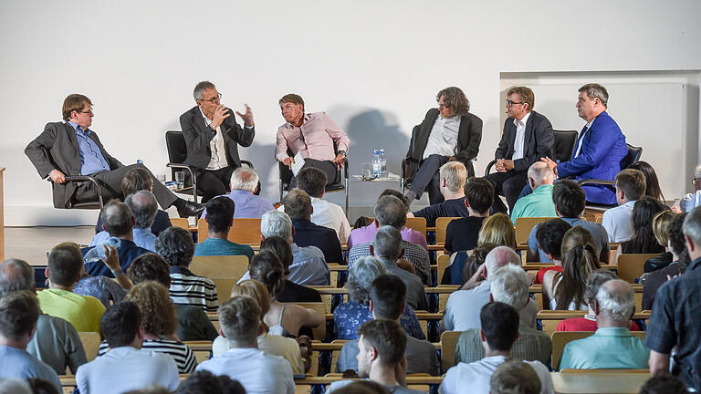 Würzburger Mediengespräche im Audimax der Universität Würzburg mit u.a. Markus Söder (CSU) und Ralf Stegner (SPD) Würzburger Mediengespräche im Audimax der Universität Würzburg mit u.a. Markus Söder (CSU) und Ralf Stegner (SPD)