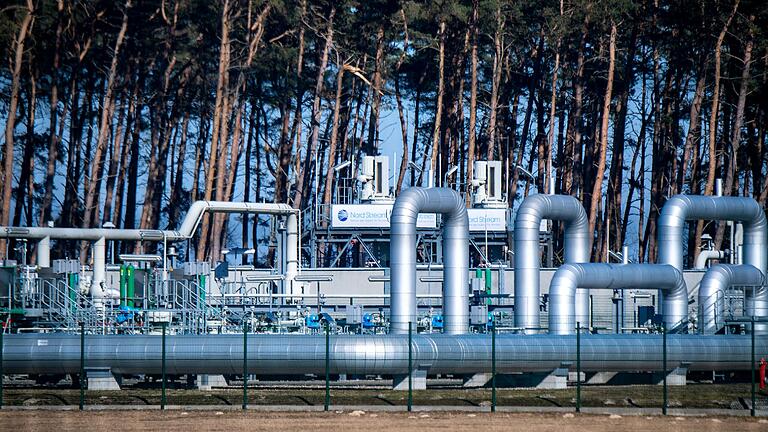 Der Krieg in der Ukraine könnte einen Lieferstopp von russischem Gas nach sich ziehen. Das würde sich auch auf energieintensive Unternehmen in Main-Spessart auswirken. (Symbolbild) Der Krieg in der Ukraine könnte einen Lieferstopp von russischem Gas nach sich ziehen. Das würde sich auch auf energieintensive Unternehmen in Main-Spessart auswirken. (Symbolbild)