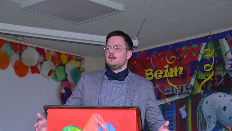 Fasching Poppenlauer - Fußballer Fabian Bauer Fasching Poppenlauer - Fußballer Fabian Bauer