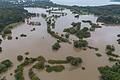 Hochwasser in Sachsen       -  Die Hochwasserlage bleibt angespannt. Die Lausitzer Neiße trat in Sachsen südlich von Görlitz über die Ufer.