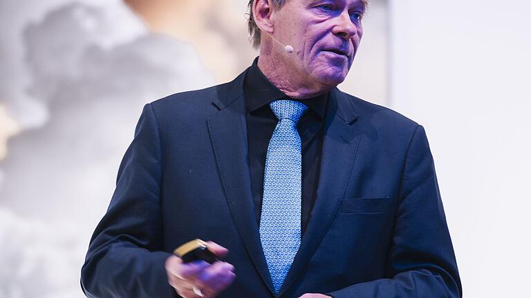 Hans Koenigsmann ist Mitglied des Aufsichtsrats des Raumfahrt- und Technologiekonzern OHB und ehemaliger Vizepräsident sowie Chefingenieur von Elon Musks Raumfahrtunternehmen Space-X. Hans Koenigsmann ist Mitglied des Aufsichtsrats des Raumfahrt- und Technologiekonzern OHB und ehemaliger Vizepräsident sowie Chefingenieur von Elon Musks Raumfahrtunternehmen Space-X.