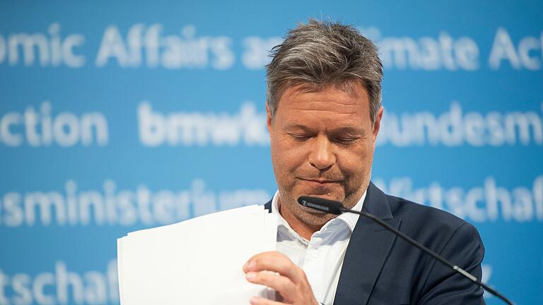Robert Habeck.jpeg       -  Bundeswirtschaftsminister Robert Habeck (Grüne) will das Gebäudeenergiegesetz noch vor der parlamentarischen Sommerpause verabschieden.