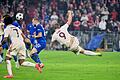 FC Bayern München - Dinamo Zagreb       -  Heiß auf Tore: Harry Kane beim spektakulären Seitfallzieher.