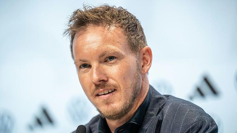 Bundestrainer Julian Nagelsmann am Donnerstag bei der Pressekonferenz zur Nominierung des Kaders für die Fußball-Europameisterschaft. Bundestrainer Julian Nagelsmann am Donnerstag bei der Pressekonferenz zur Nominierung des Kaders für die Fußball-Europameisterschaft.
