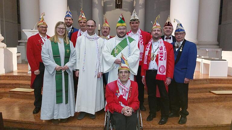 Das Team des ökumenischen Narrengottesdienstes von Bad Neustadt.