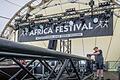 Von Donnerstag, 30. Mai, bis Sonntag, 2. Juni, findet auf den Talavera Mainwiesen in Würzburg das 35. Internationale Africa Festival statt. Am Dienstag waren noch viele fleißige Helfer mit dem Aufbau beschäftigt.