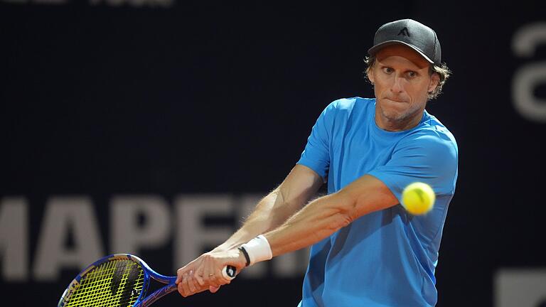 Uruguay Open - Diego Forlan       -  Forlán genießt jeden Schlag, auch wenn er die Partie am Ende klar verliert.