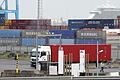Als unerwartet werthaltig erweist sich die Insolvenzmasse des Pleite gegangenen Unternehmens P &amp; R: Die Schiffscontainer sind in der Corona-Krise sehr gefragt.