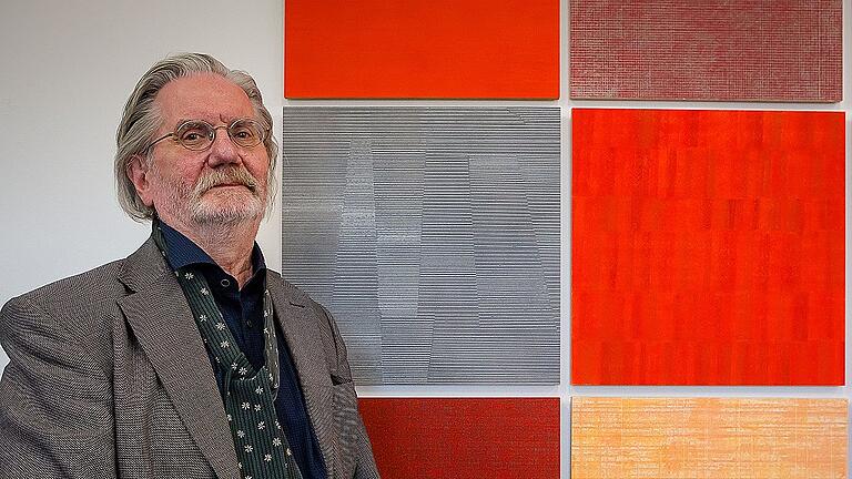 Franz Kochseder ist seiner Suche nach Raum und Zeit treu geblieben, wie die Ausstellung mit dem Titel „Sempre“ zeigt. Franz Kochseder ist seiner Suche nach Raum und Zeit treu geblieben, wie die Ausstellung mit dem Titel „Sempre“ zeigt.