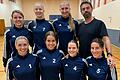 Die Frauen-Mannschaft des TV Segnitz tritt in der Faustball-Bundesliga Süd an. Hintere Reihe (von links): Antonia Fuchs, Lena Mark, Svenja Schröder, Trainer Uli Lauck. Vorne: Helen Gernet, Luisa Kaemmer, Sophie Müller und Tatjana Kaemmer. Auch zur Mannschaft gehört Linda Müller.