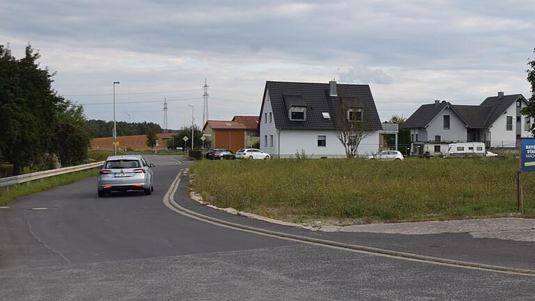 Die Straße zwischen Wiesenfeld und Rohrbach wird lange Zeit gesperrt (Archivbild).