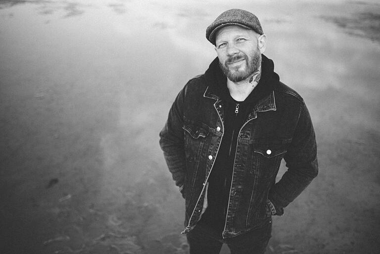 Der Stattbahnhof feiert den Geburtstag seines Trägervereins: mit einem großen Fest und Live-Musik im Biergarten mit Matze Rossi. Der Stattbahnhof feiert den Geburtstag seines Trägervereins: mit einem großen Fest und Live-Musik im Biergarten mit Matze Rossi.