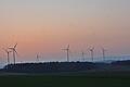 Die Windkraftanlagen im Landkreis Rhön-Grabfeld waren ein teils heftig diskutiertes Thema bei der Sitzung des Kreistags. Hier die zwölf genehmigten Anlagen des Windpark Streu-Saale.