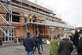 Als Rohbau steht die innovative Senioren-Wohnanlage mit Tagespflege am Lüstig in Grettstadt schon.
