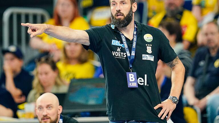 Bennet Wiegert       -  Trifft mit seiner Mannschaft in der kommenden Champions-League-Saison unter anderem auf den FC Barcelona: SCM-Coach Bennet Wiegert.