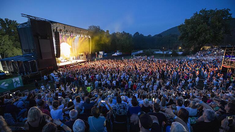 Beste Stimmung herrschte im Sommer 2024 bei den Open-Air-Konzerten im Luitpoldpark, wie hier beim Auftritt von Ronan Keating. - Beste Stimmung herrschte im Sommer 2024 bei den Open-Air-Konzerten im Luitpoldpark, wie hier beim Auftritt von Ronan Keating. Beste Stimmung herrschte im Sommer 2024 bei den Open-Air-Konzerten im Luitpoldpark, wie hier beim Auftritt von Ronan Keating. - Beste Stimmung herrschte im Sommer 2024 bei den Open-Air-Konzerten im Luitpoldpark, wie hier beim Auftritt von Ronan Keating.