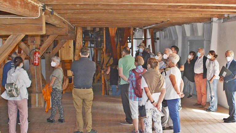 In der ehemaligen Klostermühle ist noch alles funktionsfähig. Hier soll künftig wieder Leben einkehrten und Seminare stattfinden. Foto: Hanns Friedrich       -  In der ehemaligen Klostermühle ist noch alles funktionsfähig. Hier soll künftig wieder Leben einkehrten und Seminare stattfinden. Foto: Hanns Friedrich