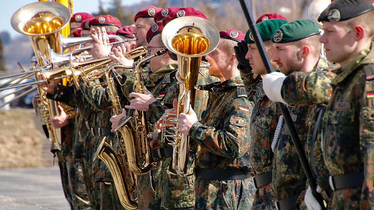 Gefechtssimulationszentrum Wildflecken - Heeresmusikkorps Veitshöchheim. Gefechtssimulationszentrum Wildflecken - Heeresmusikkorps Veitshöchheim.