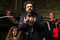 Rolando Villazón lebt die Musik mit jeder Faser seines Körpers. Bei seinem Auftritt mit der lautten compagney Berlin in Schweinfurt wurde der Tenor gefeiert.