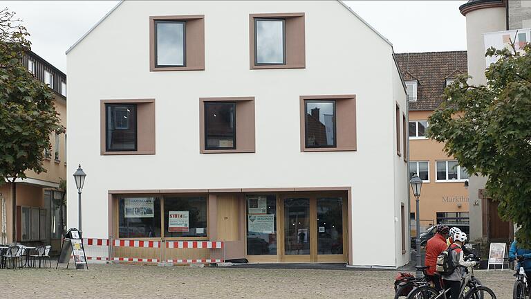 Bürgerhaus in Hammelburg: Eröffnungstermin steht       -  Lange war das neue Hammelburger Bürgerhaus Baustelle. Jetzt gibt es einen konkreten Eröffnungstermin.