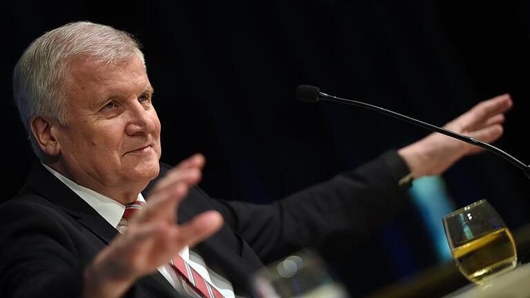 Seehofer       -  Ministerpräsident Seehofer stellte eine &bdquo;befriedende&rdquo; Lösung in Aussicht.