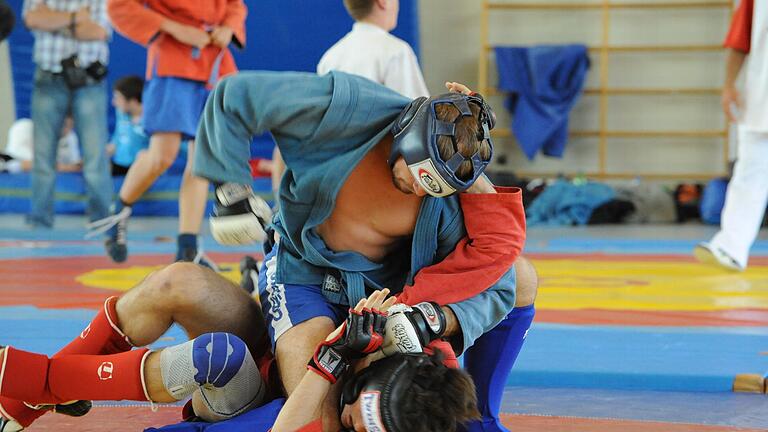 Vor allem beim Combat Sambo geht es ordentlich zur Sache.       -  Vor allem beim Combat Sambo geht es ordentlich zur Sache.