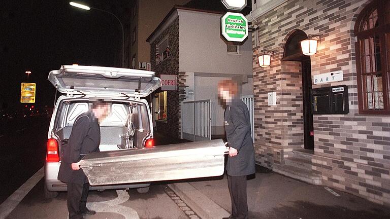 Tatort Zellerau, in Sichtweite der Würzburger Kripo: 1999 wurde in dieser Kneipe ein Gastwirt erschossen.