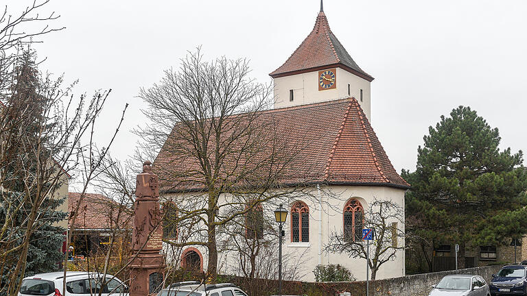 Kleinod im Ortskern von Rottenbauer: die evangelische Trinitatiskirche.