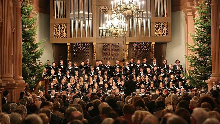 Der Monteverdichor Würzburg lud zum Adventskonzert ein.