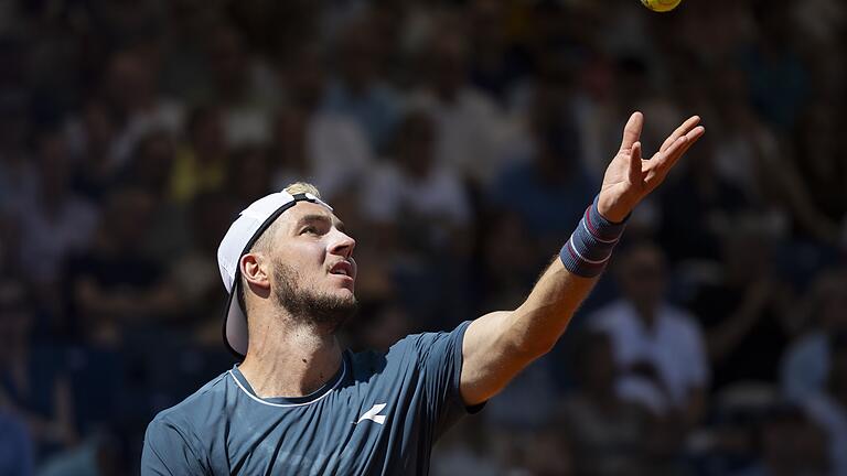 Jan-Lennard Struff - Jan-Lennard Struff ist beim Turnier in Cincinnati an Stefanos Tsitsipas gescheitert. Jan-Lennard Struff - Jan-Lennard Struff ist beim Turnier in Cincinnati an Stefanos Tsitsipas gescheitert.