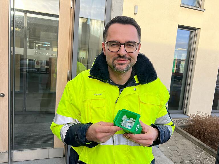 Entsorgungsunternehmer Dominik Eichhorn appelliert an die Bevölkerung:'Keine Akkus in die Tonne!' Entsorgungsunternehmer Dominik Eichhorn appelliert an die Bevölkerung:'Keine Akkus in die Tonne!'