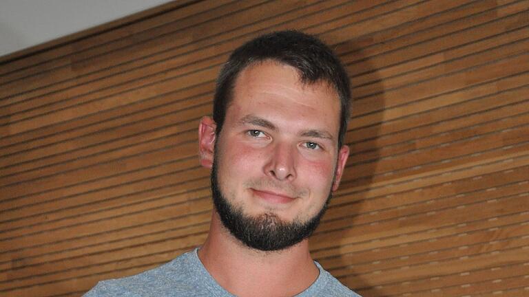 Oliver Lang wurde als neuer Feldgeschworener vereidigt. Oliver Lang wurde als neuer Feldgeschworener vereidigt.