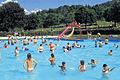 Nasses Vergnügen: Seit 50 Jahren planschen Klein und Groß im Laudaer Terrassen-Freibad. Am Samstag steigt ein Fest zum Jubiläum.