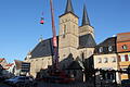 Am frühen Freitagvormittag wurden Sturmschäden an der Gerolzhöfer Stadtpfarrkirche repariert.