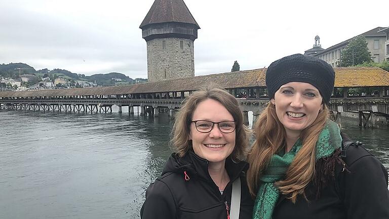 Kerstin und Andrea im Mai in Luzern. Kerstin und Andrea im Mai in Luzern.