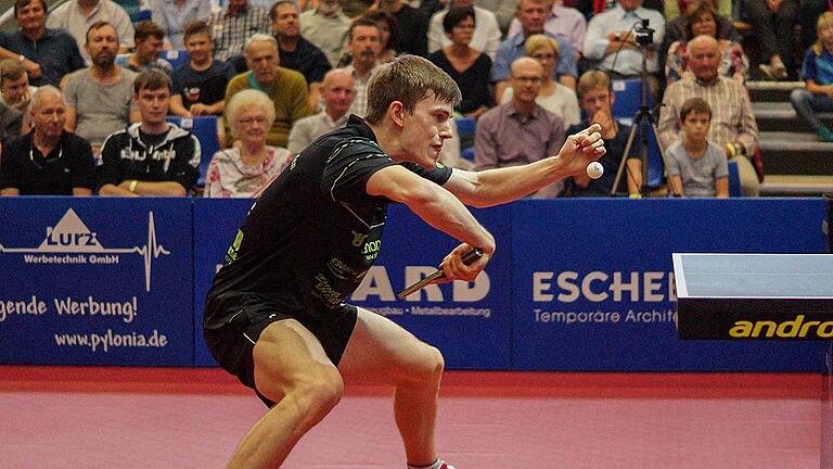 Noch ist offen, ob Kilian Ort (im Bild) für den TSV Bad Königshofen im Spiel gegen Jülich am Tisch stehen kann.