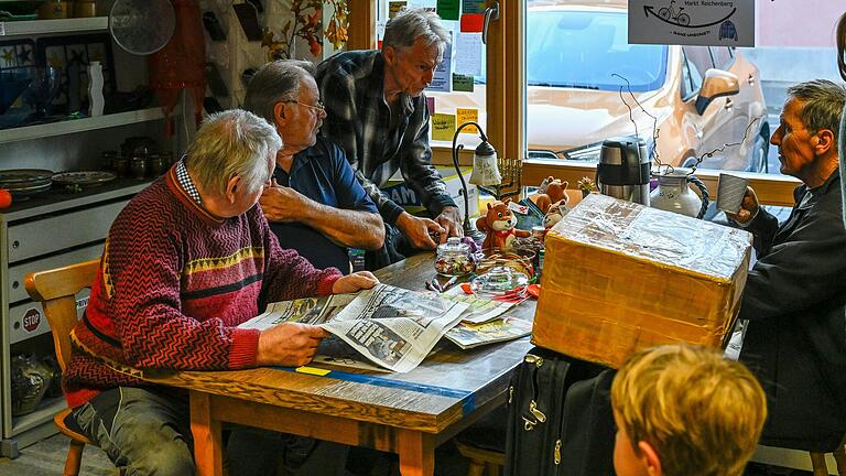 Das 'tauschbar' ist in Reichenberg ein beliebter Treffpunkt. Das 'tauschbar' ist in Reichenberg ein beliebter Treffpunkt. 
