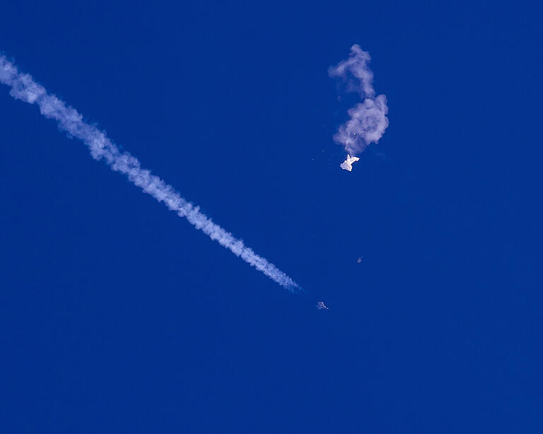 Der Ballon wurde von einer infrarotgesteuerten Luft-Luft-Rakete des Typs AIM-9X Sidewinder von einem F-22-Kampfflugzeug aus einer Höhe von 58.000 Fuß (etwa 17,7 km) in der Nähe von Myrtle Beach abgeschossen und faszinierte die Himmelsbeobachter in dem bevölkerungsreichen Gebiet, das wegen seiner kilometerlangen Strände, die Rentner und Urlauber anziehen, als Grand Strand bekannt ist. Der abgeschossene Ballon trudelte hinunter ins Meer.