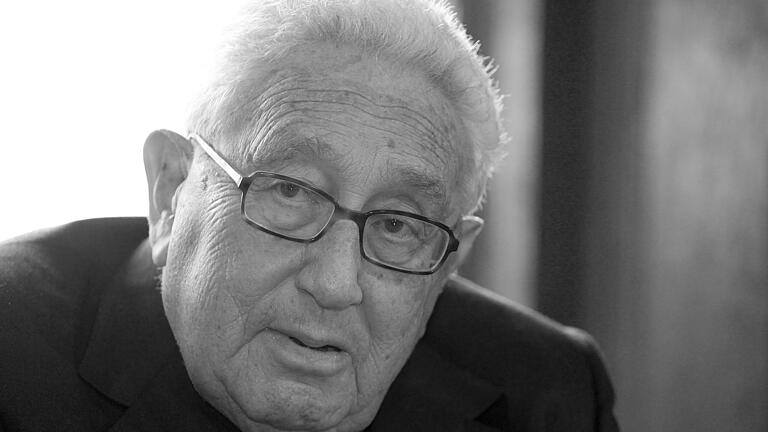 Der verstorbene frühere US-Außenminister Henry Kissinger war als Jugendlicher auch in Würzburg, wie ein Zufallsfund im Würzburger Stadtarchiv belegt.