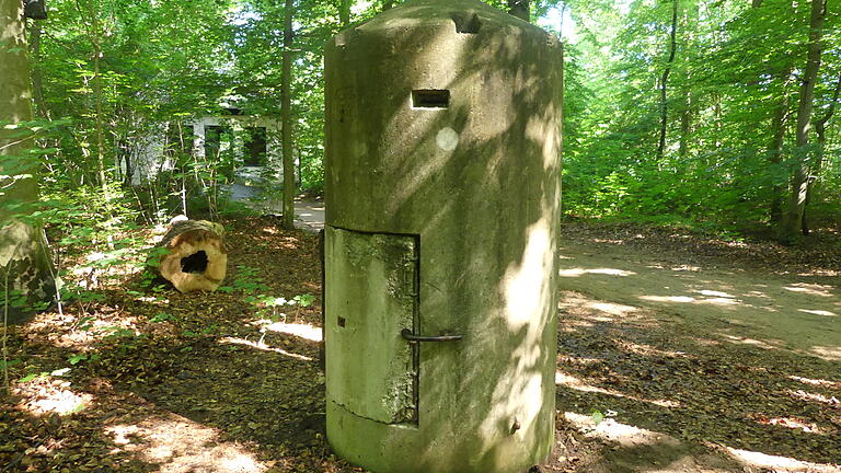 Diente als Zuflucht für den Wasserwart der Schweinfurter Trinkwasserbrunnen: der Einmannbunker in den Wehranlagen.